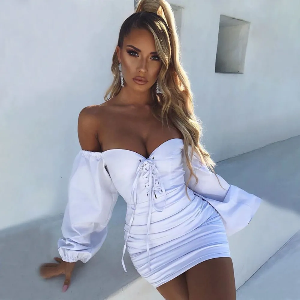 2021 Robes Luxe Autumn One Shoulder Lantern Sleeve Elegant Mini Lace Up Bodycon Sexy Women'S Dresses
2021 Robes Luxe Autumn One Shoulder Lantern Sleeve Elegant Mini Lace Up Bodycon Sexy Women'S Dresses