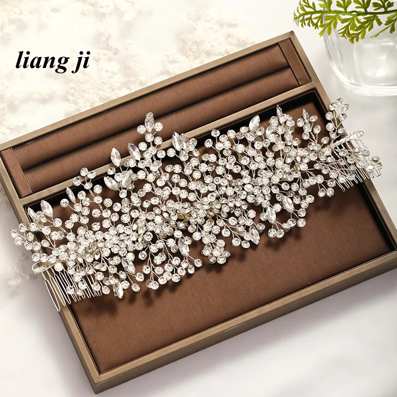 Luxury And high-end Bride Crown crystal tuck comb Totally Hand-made Hairpin Head Band Bride Headdress Hair Wedding Accessories
Luxury And high-end Bride Crown crystal tuck comb Totally Hand-made Hairpin Head Band Bride Headdress Hair Wedding Accessories