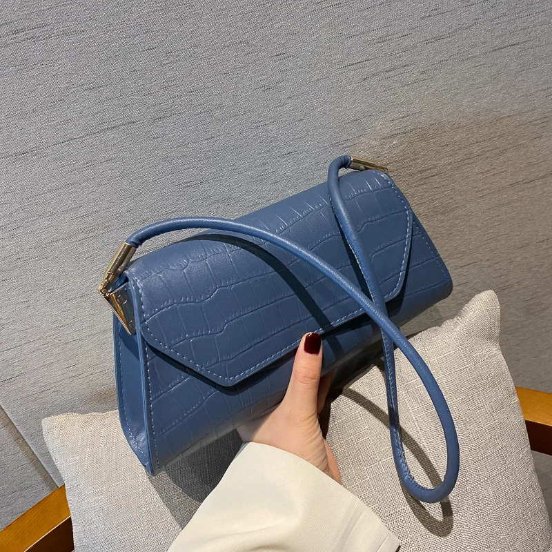 2020 Web celebrity fashion women's bag versatile one-shoulder underarm baguette bag
2020 Web celebrity fashion women's bag versatile one-shoulder underarm baguette bag
