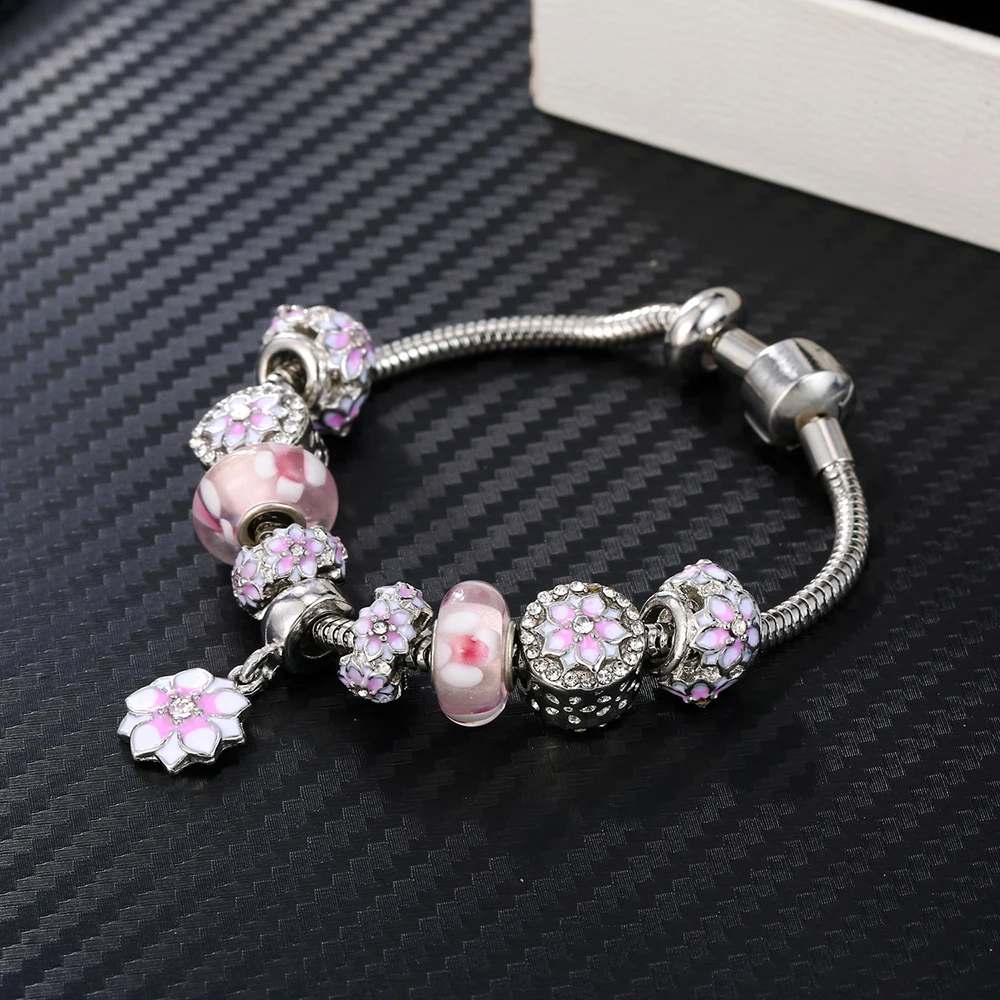 Panjia Style DIY Alloy Big Hole Beaded Peach Blossom Pendant Bracelet Woman Wholesale Valentine's Day Couple Gift
Panjia Style DIY Alloy Big Hole Beaded Peach Blossom Pendant Bracelet Woman Wholesale Valentine's Day Couple Gift