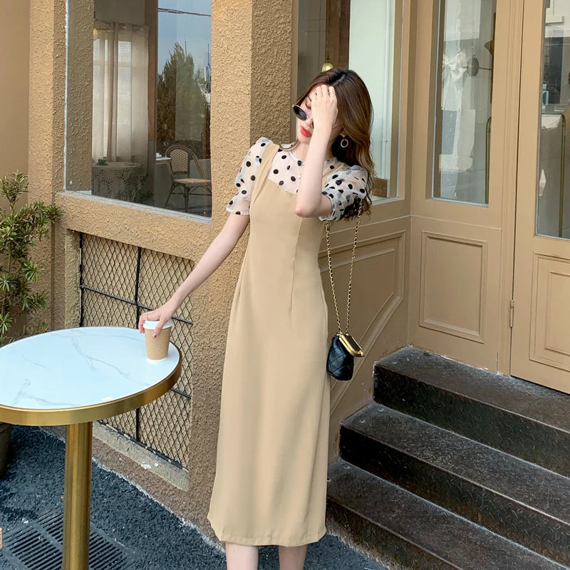 Summer Short Sleeve Dress Woman Korean Round Neck Polka Dot Stitching Fake Two-Piece Puff Sleeve Thin Elegant Long Dress
Summer Short Sleeve Dress Woman Korean Round Neck Polka Dot Stitching Fake Two-Piece Puff Sleeve Thin Elegant Long Dress