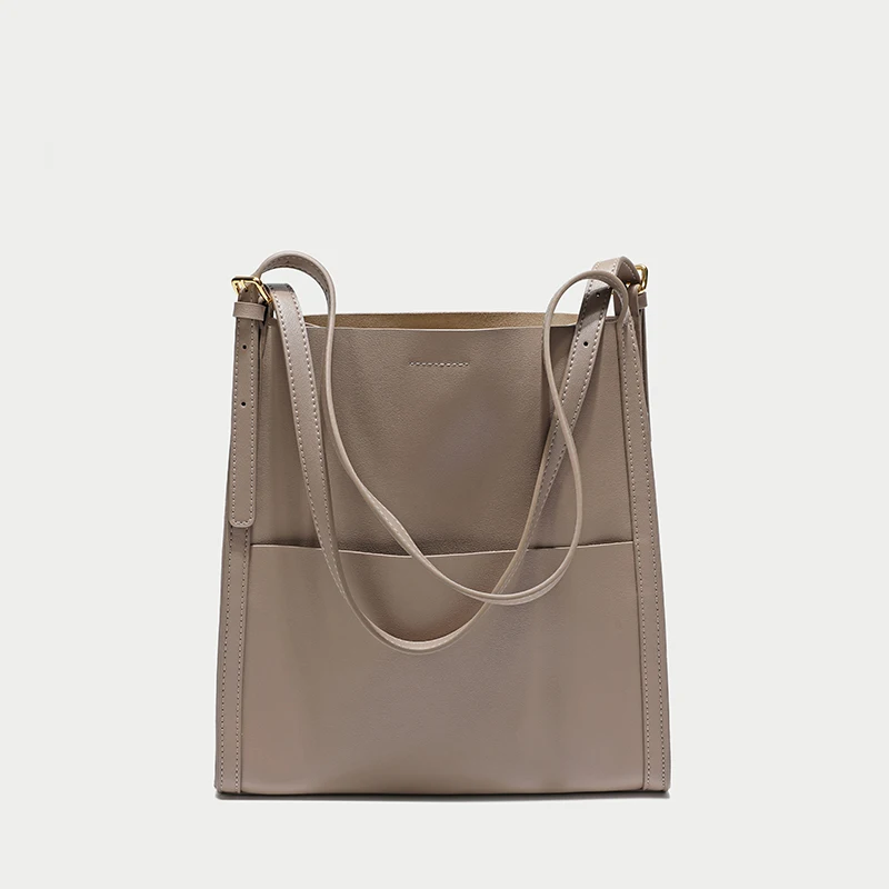 2021 Luxury Genuine Leather Women Shoulder Bag Female Bucket Tote Bag Casual Lady Commute Handbag brand designer bag
2021 Luxury Genuine Leather Women Shoulder Bag Female Bucket Tote Bag Casual Lady Commute Handbag brand designer bag
