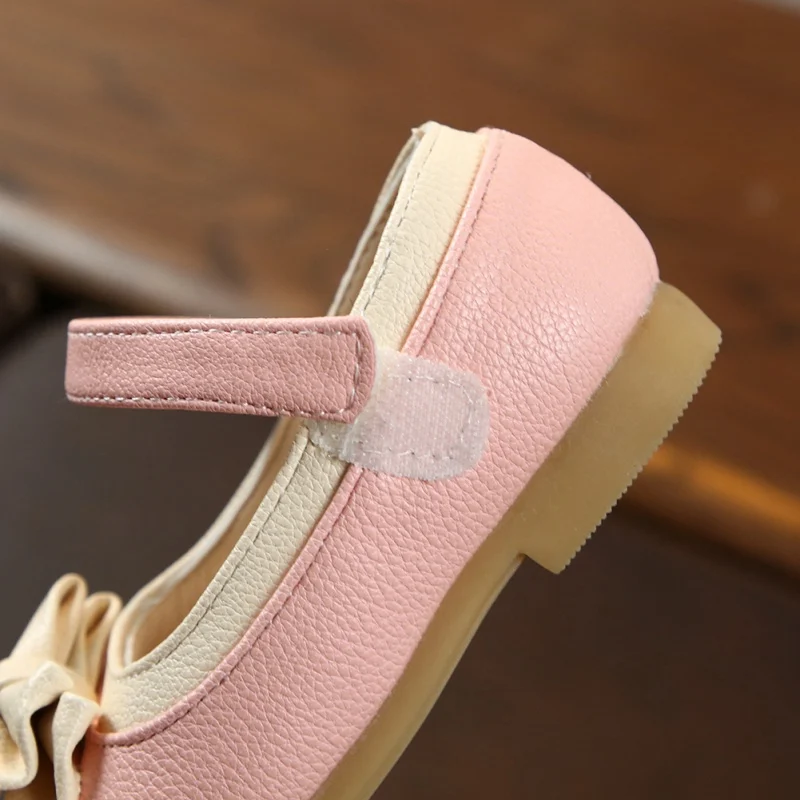 Baby Girl Bowknot Anti-Slip Casual Princess Toddler Soft Soled First Walker Shoes for Girls Dances Shoes
Baby Girl Bowknot Anti-Slip Casual Princess Toddler Soft Soled First Walker Shoes for Girls Dances Shoes