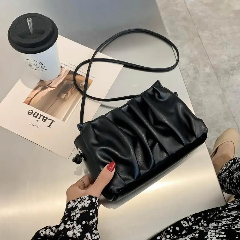 Solid Color Pu Leather Crossbody Bags For Women 2021 Small Clutch Lady Luxury Shoulder Simple Bag Travel Handbags bolso mujer
Solid Color Pu Leather Crossbody Bags For Women 2021 Small Clutch Lady Luxury Shoulder Simple Bag Travel Handbags bolso mujer