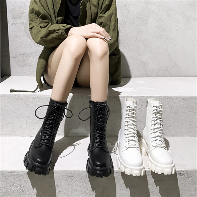 Women's boots 2021 new Martin boots thick-soled inner increase all-match plus velvet British style women's boots
Women's boots 2021 new Martin boots thick-soled inner increase all-match plus velvet British style women's boots