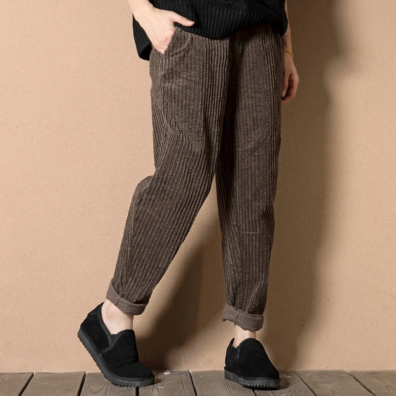 High Quality Women Corduroy Harem Pants Pleated Casual Loose Daily All-Match Simple Solid Color Korean Style Fashion Trousers
High Quality Women Corduroy Harem Pants Pleated Casual Loose Daily All-Match Simple Solid Color Korean Style Fashion Trousers