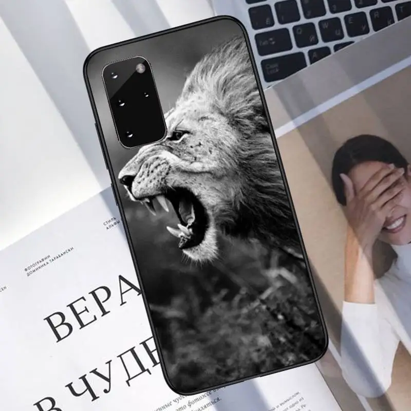 Lion Alpha Male Phone Case For Samsung A40 A31 A50 A51 A71 A20E A20S S8 S9 S10 S20 Plus note 20 ultra
Lion Alpha Male Phone Case For Samsung A40 A31 A50 A51 A71 A20E A20S S8 S9 S10 S20 Plus note 20 ultra