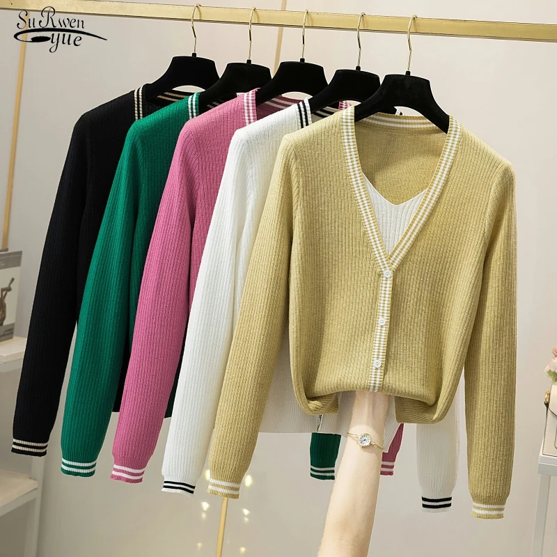 Casual Knitted Cardigan Sweaters Women 2021 Spring Autumn New Fake Two-piece Sweater Cardigan Women's V-neck Sweater Coats 17697
Casual Knitted Cardigan Sweaters Women 2021 Spring Autumn New Fake Two-piece Sweater Cardigan Women's V-neck Sweater Coats 17697