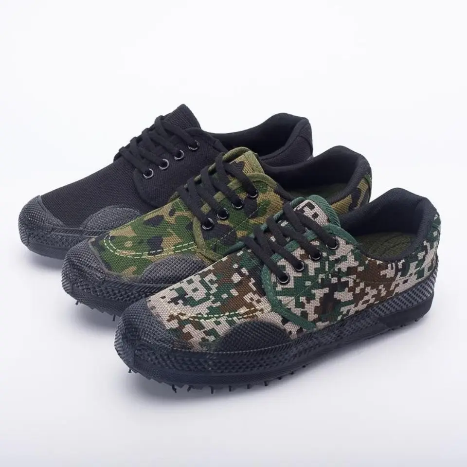 Shoes Low Top Board Shoes Men's Camouflage Shoes Breathable and Deodorant Canvas Shoes Anti Slip Shoes Wear Resistant Sole Shoes
Shoes Low Top Board Shoes Men's Camouflage Shoes Breathable and Deodorant Canvas Shoes Anti Slip Shoes Wear Resistant Sole Shoes