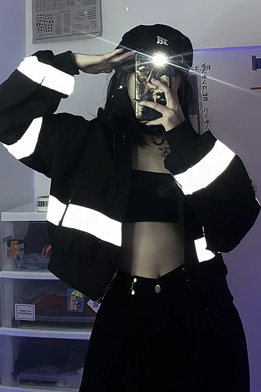 2020 Men Streetwear Reflective Jackets Windbreaker 2019 Mens Harajuku Patchwork Hip Hop Jackets Vintage Cargo Bomber Jackets
2020 Men Streetwear Reflective Jackets Windbreaker 2019 Mens Harajuku Patchwork Hip Hop Jackets Vintage Cargo Bomber Jackets