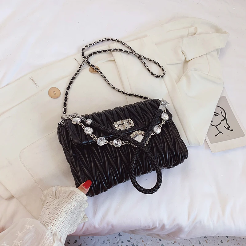2021 New Woman Shoulder Bag High Quality PU Chain Diagonal Small Bag Luxury Designer Handbag Underarm Bag 2021 Summer Female Bag
2021 New Woman Shoulder Bag High Quality PU Chain Diagonal Small Bag Luxury Designer Handbag Underarm Bag 2021 Summer Female Bag
