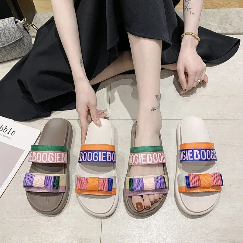 2021 Plus Size Womans Slides Thick bottom Bow Casual Summer Ladies Shoes 3.5cm Platform Outside Women Home Slippers Beach Shoes
2021 Plus Size Womans Slides Thick bottom Bow Casual Summer Ladies Shoes 3.5cm Platform Outside Women Home Slippers Beach Shoes