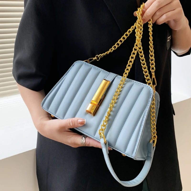 Embroidery thread PU Leather Small Flap Crossbody Bags 2021 Women Brand Luxury Lady Fashion Chain Shoulder Handbags and Purses
Embroidery thread PU Leather Small Flap Crossbody Bags 2021 Women Brand Luxury Lady Fashion Chain Shoulder Handbags and Purses
