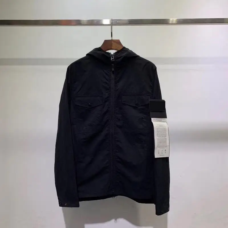 2021 is land Mens jacket Luxurys Hoodie Jackets Fashion mens winter Jacket coats Men Windbreaker Winter Coat Outdoor Streetwear
2021 is land Mens jacket Luxurys Hoodie Jackets Fashion mens winter Jacket coats Men Windbreaker Winter Coat Outdoor Streetwear