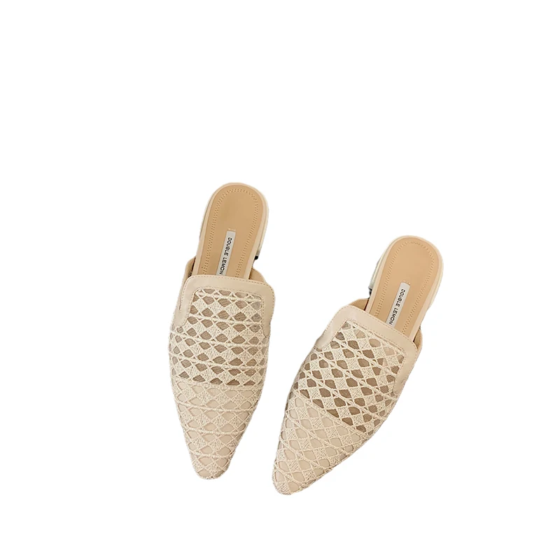 Flat Bottom Women Shoes Half Baotou Women's Slippers Muller Hollow Pointed Sandals Black-White Casual Shoes Weave Solid Color
Flat Bottom Women Shoes Half Baotou Women's Slippers Muller Hollow Pointed Sandals Black-White Casual Shoes Weave Solid Color