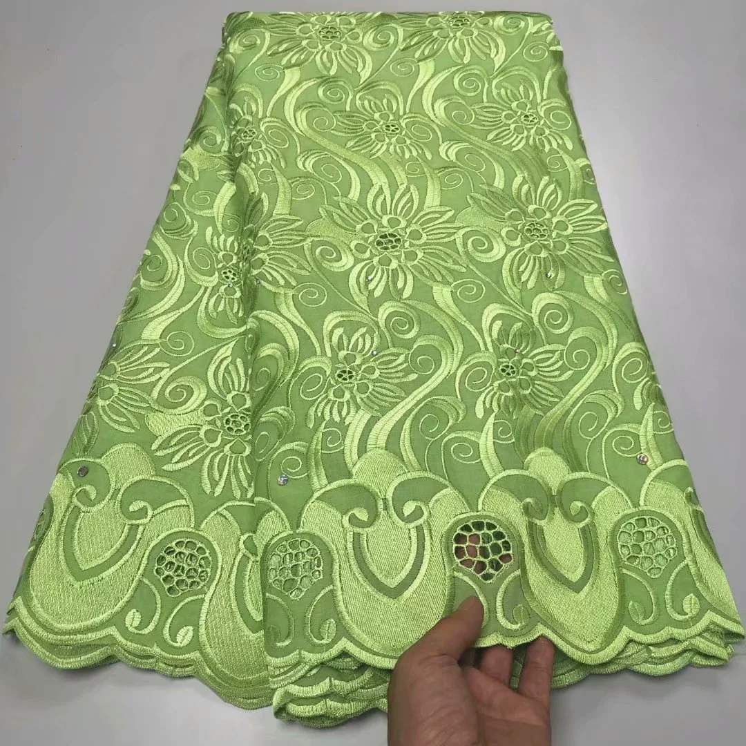 Latest Green Swiss Voile Lace In Switzerland With Stones African Dry Lace Fabric 2021 Hot Sale 5yards Nigerian Lace YC707-1
Latest Green Swiss Voile Lace In Switzerland With Stones African Dry Lace Fabric 2021 Hot Sale 5yards Nigerian Lace YC707-1