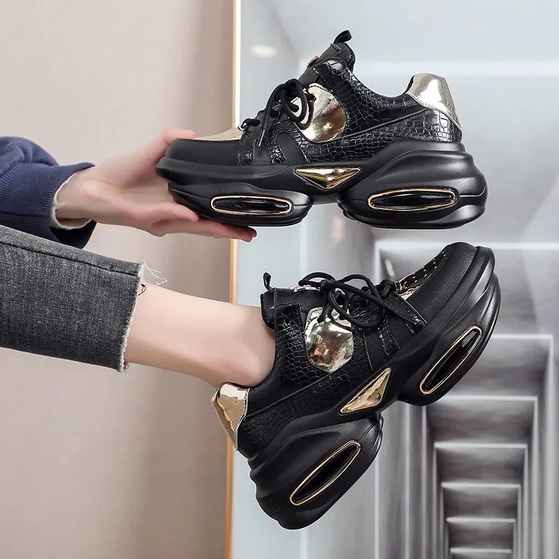 Sports Shoes Women's New Style Breathable Leisure Thick Soled High Rise Muffin Shoes Fashion Running Shoes Women Size 35-40
Sports Shoes Women's New Style Breathable Leisure Thick Soled High Rise Muffin Shoes Fashion Running Shoes Women Size 35-40