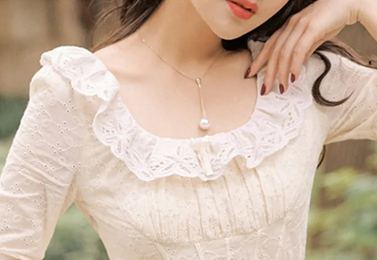 BLLOCUE 2020 Spring Fashion New Women's Hollow Embroidered Lace Dress Retro Square Collar Lace up Seaside Resort Beach Dress
BLLOCUE 2020 Spring Fashion New Women's Hollow Embroidered Lace Dress Retro Square Collar Lace up Seaside Resort Beach Dress