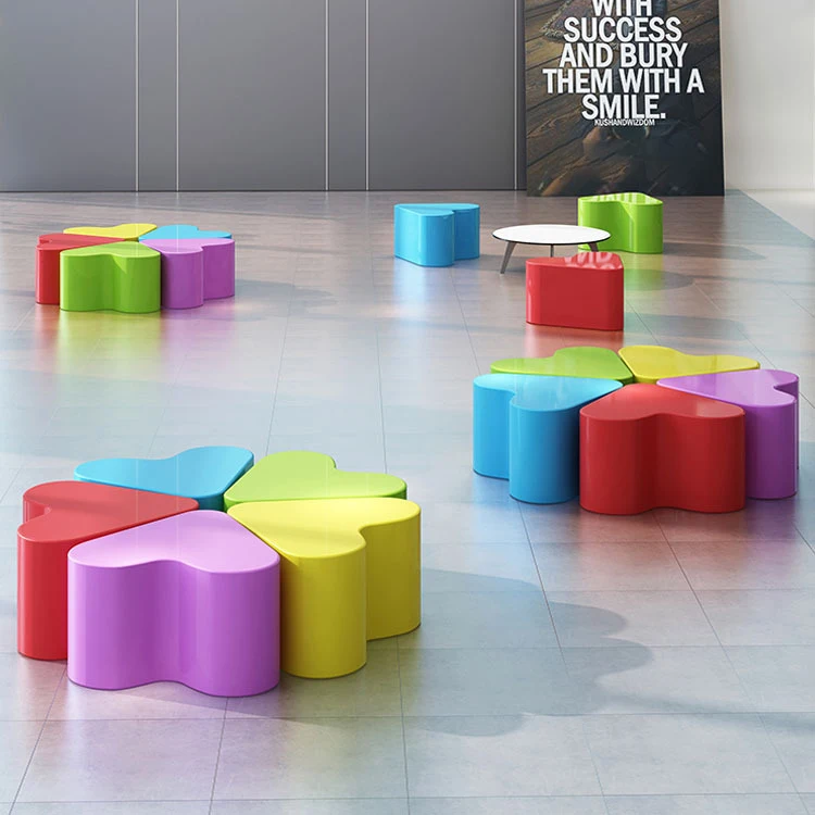 Love heart-shaped children's sitting stool fiberglass heart-shaped leisure chairs kindergarten playground leisure chairs
Love heart-shaped children's sitting stool fiberglass heart-shaped leisure chairs kindergarten playground leisure chairs