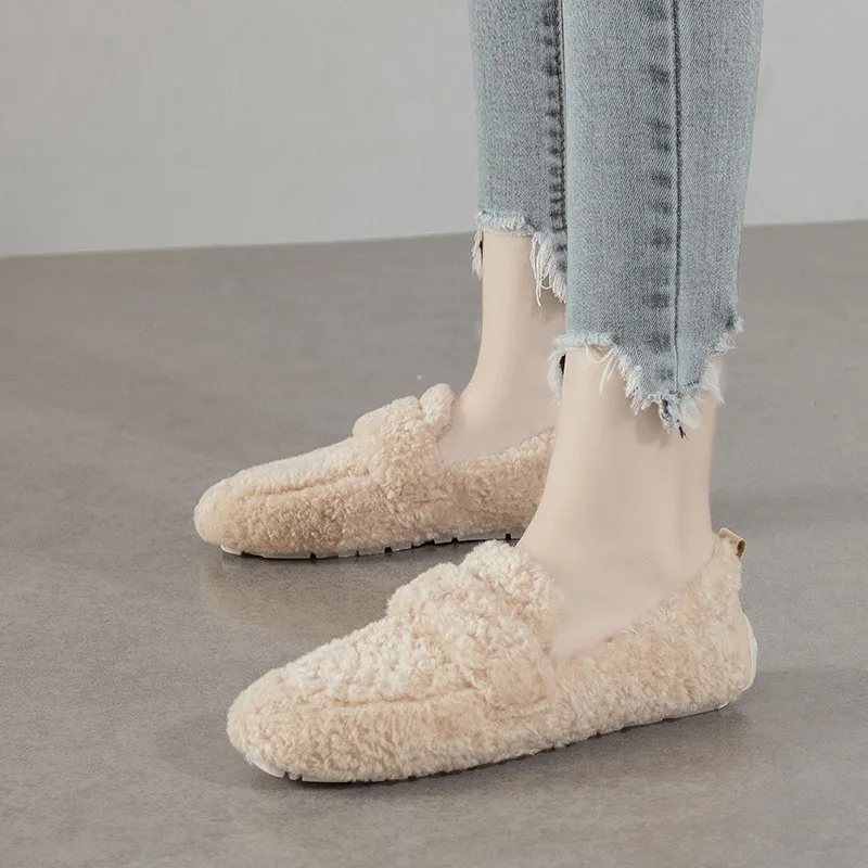 Women's Wool Shoes For Winter Wear 2021 New Net Red Fashion Plus Velvet Cotton Shoes Lazy Lamb Wool Shoes
Women's Wool Shoes For Winter Wear 2021 New Net Red Fashion Plus Velvet Cotton Shoes Lazy Lamb Wool Shoes