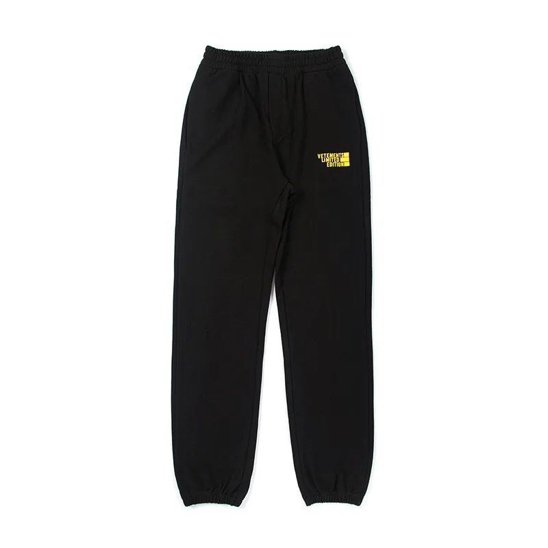 Yellow Logo Vetements Sweatpants Men Women 1:1 High Quality Vetements Limited Edition Pants Tag Label VTM Trousers
Yellow Logo Vetements Sweatpants Men Women 1:1 High Quality Vetements Limited Edition Pants Tag Label VTM Trousers
