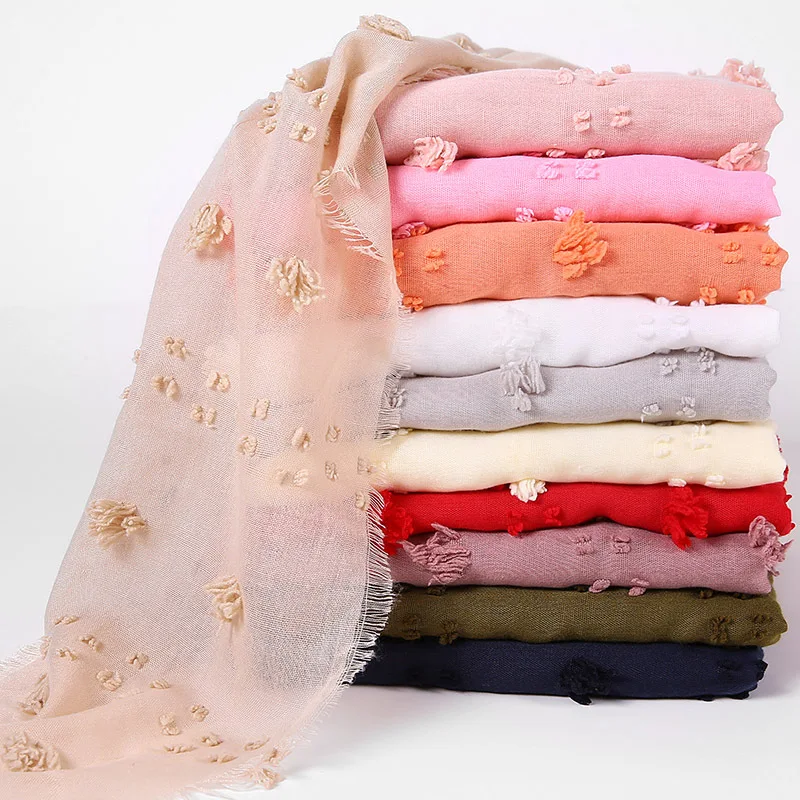 Flocked bubble chiffon arab head scarves scarf hijabs for muslim women soild color breathable islamic headscarf
Flocked bubble chiffon arab head scarves scarf hijabs for muslim women soild color breathable islamic headscarf