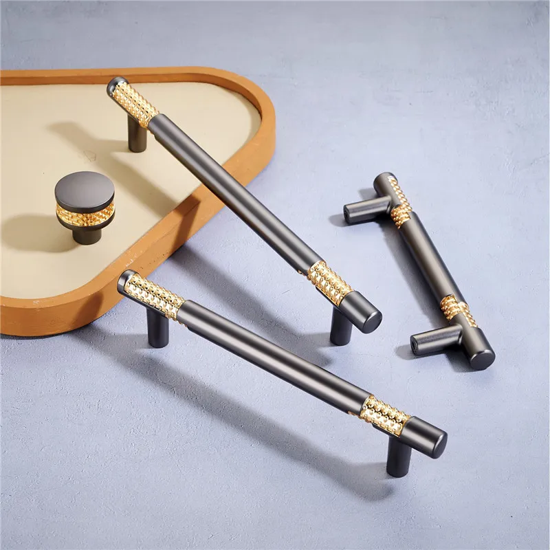 Nordic Light Luxury Zinc Alloy High Quality Kitchen Cabinet Door Handle Furniture Hardware
Nordic Light Luxury Zinc Alloy High Quality Kitchen Cabinet Door Handle Furniture Hardware