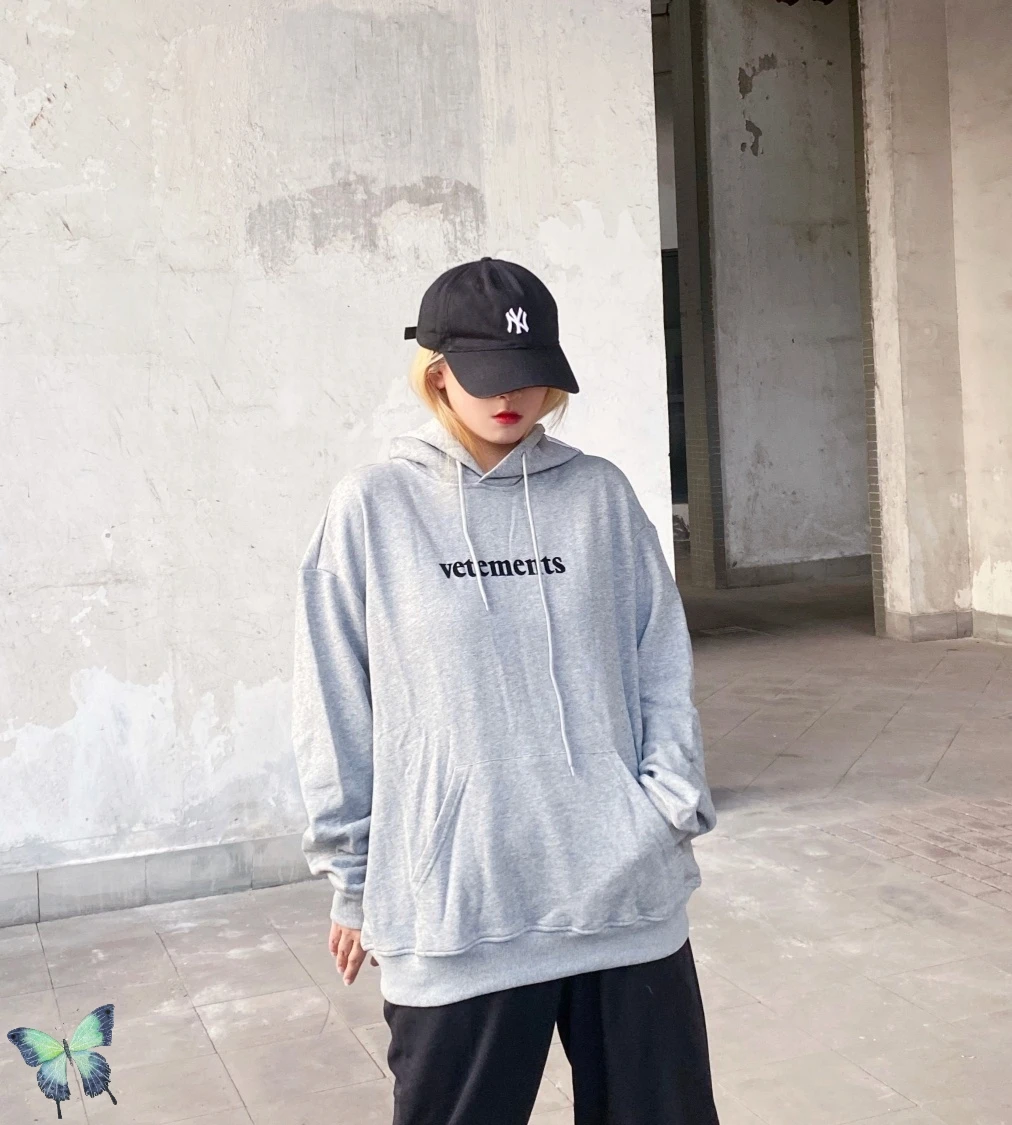 Winter Autumn Vetements Blue Hoodie Terry Fabric Hoodie Men Women High Quality 100%Cotton Sweatshirt VETEMENTS Hoodies
Winter Autumn Vetements Blue Hoodie Terry Fabric Hoodie Men Women High Quality 100%Cotton Sweatshirt VETEMENTS Hoodies