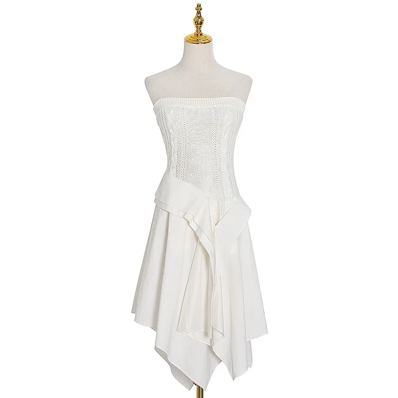 Vogue of new fund of autumn temperament of tall waist irregular knitting together but when wear skirts that wipe a bosom female
Vogue of new fund of autumn temperament of tall waist irregular knitting together but when wear skirts that wipe a bosom female