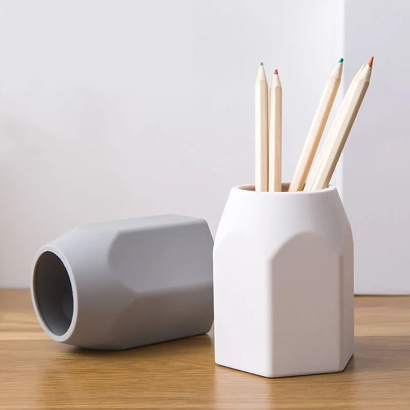 Ins Style Simple Silica Gel Pen Holder Pencil Storage Box Student Office Stationery Pen Holder Cosmetic Brush Storage
Ins Style Simple Silica Gel Pen Holder Pencil Storage Box Student Office Stationery Pen Holder Cosmetic Brush Storage