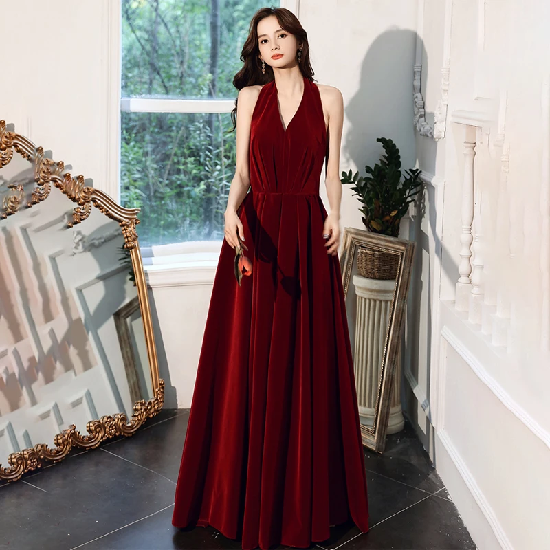 Burgundy Velour Simple Evening Dress Halter Elegant Backless A-Line Floor-Length Sleeveless New Woman Formal Party Gowns A788
Burgundy Velour Simple Evening Dress Halter Elegant Backless A-Line Floor-Length Sleeveless New Woman Formal Party Gowns A788