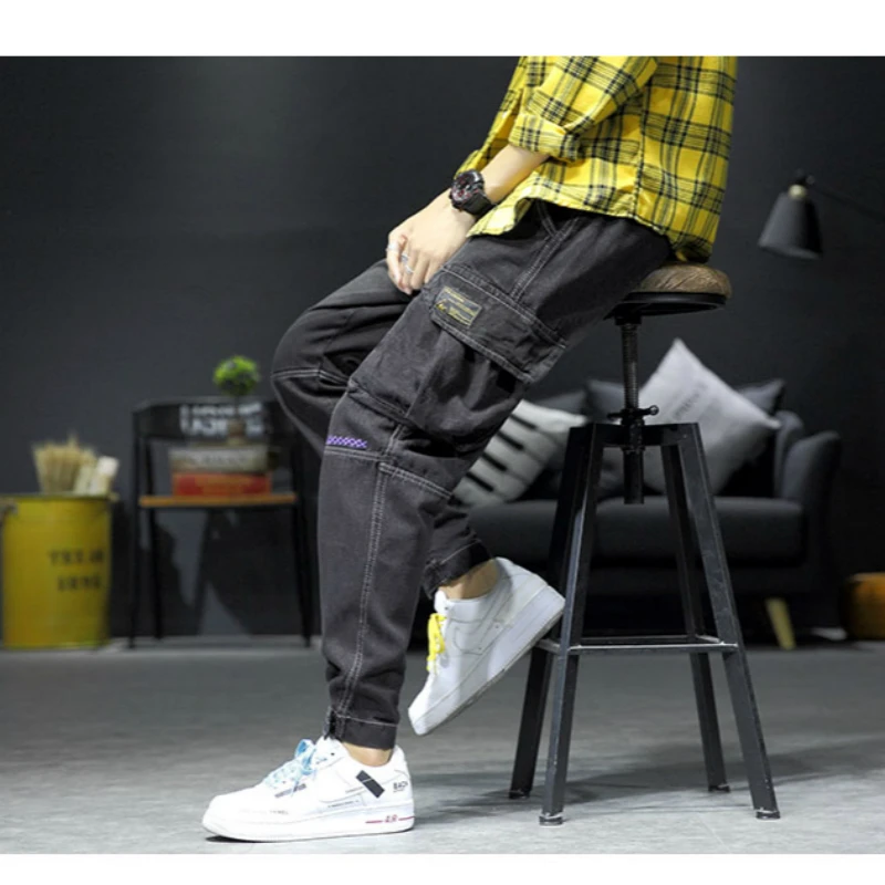 FAVOCENT 2019 Autumn Men's Jeans Streetwear Jogging Pants Mens Multi-pocket Loose Casual Clothes Male Sweatpants Plus Size 5XL
FAVOCENT 2019 Autumn Men's Jeans Streetwear Jogging Pants Mens Multi-pocket Loose Casual Clothes Male Sweatpants Plus Size 5XL