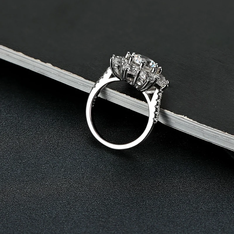 925 Sterling Silver fashion women wedding rings with AAA Cubic Zircon for wedding jewelry 210311-34
925 Sterling Silver fashion women wedding rings with AAA Cubic Zircon for wedding jewelry 210311-34