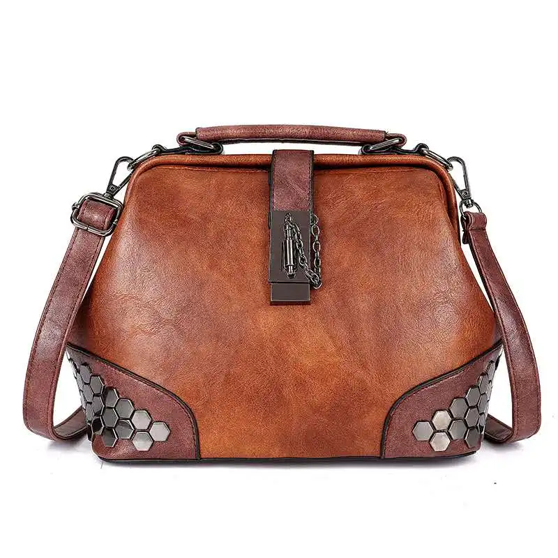 2021 European and American ladies lock one-shoulder rivet portable messenger bag 1995
2021 European and American ladies lock one-shoulder rivet portable messenger bag 1995