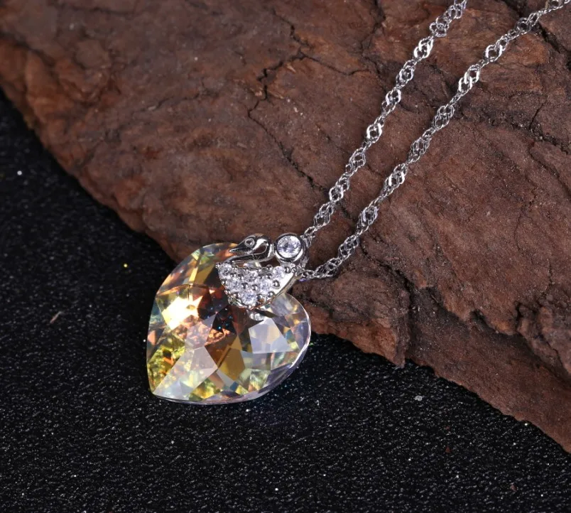 Fashion jewelry S925 Silver Necklace Blue Sea Heart Austrian Crystal Pendant Collarbone Chain Women
Fashion jewelry S925 Silver Necklace Blue Sea Heart Austrian Crystal Pendant Collarbone Chain Women