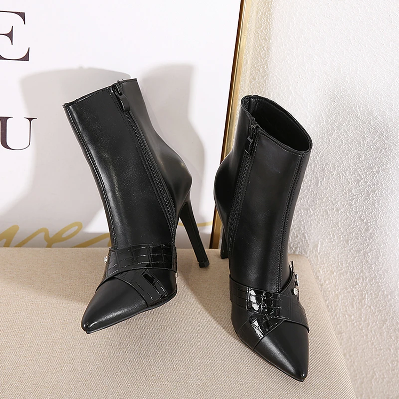 Women's Winter High Heels Zipper Pointed Toe Stilettos Ankle Boots For Women
Women's Winter High Heels Zipper Pointed Toe Stilettos Ankle Boots For Women