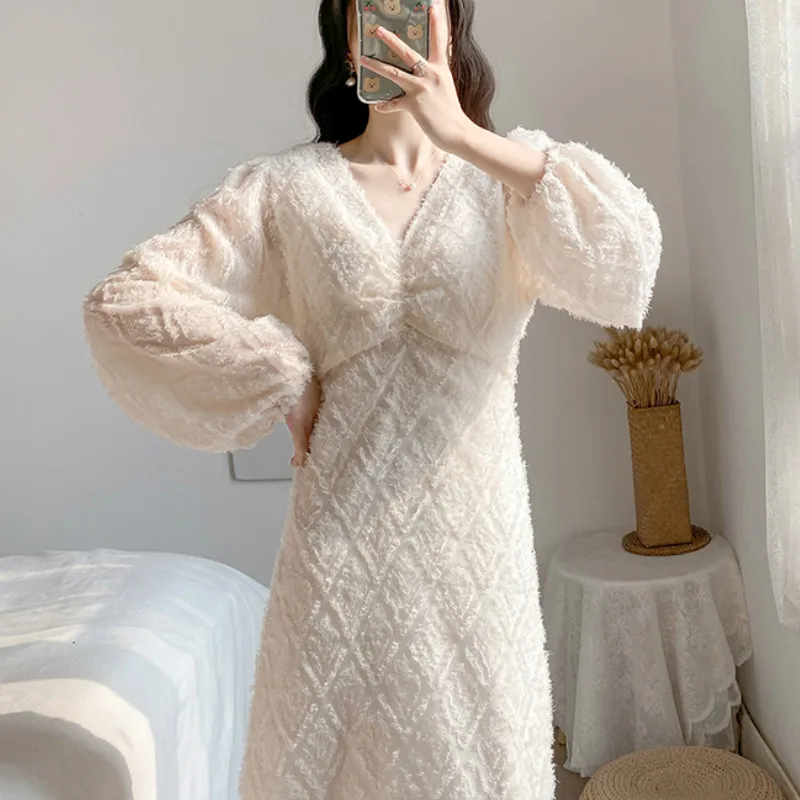 Women Elegant Party Dress 2020 Spring Autumn Fashion Female V-neck Solid Vintage Ruffles Dresses Long Sleeve Casual Vestido 
Women Elegant Party Dress 2020 Spring Autumn Fashion Female V-neck Solid Vintage Ruffles Dresses Long Sleeve Casual Vestido