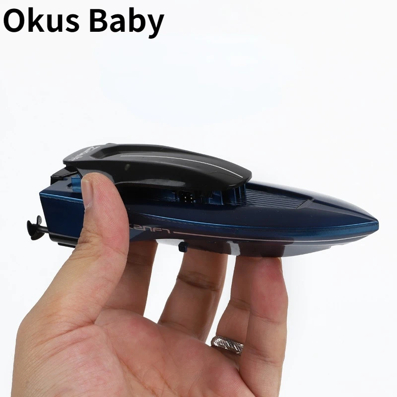 2.4G RC Speedboat With Light High Speed Waterproof Model Electric Powerful Motor Simulation Racing Boat Gifts Toys for Kids
2.4G RC Speedboat With Light High Speed Waterproof Model Electric Powerful Motor Simulation Racing Boat Gifts Toys for Kids