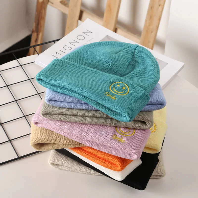 Winter Hats for Woman Vintage Designer Bonnet Beanies For Men Knitted Skullies smiling Hat Pop Outdoor Streetwear Unisex Caps
Winter Hats for Woman Vintage Designer Bonnet Beanies For Men Knitted Skullies smiling Hat Pop Outdoor Streetwear Unisex Caps