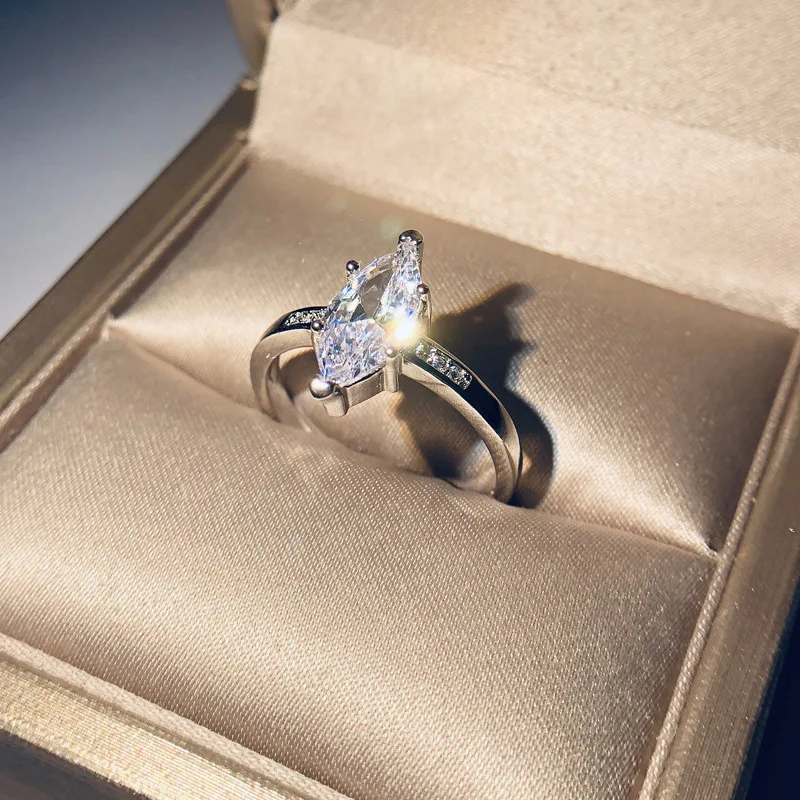 2021 new trend Minimalist Single Horse Eye Rings For Women white Color Stacking White Wedding Ring Daily Jewelry wholesale
2021 new trend Minimalist Single Horse Eye Rings For Women white Color Stacking White Wedding Ring Daily Jewelry wholesale