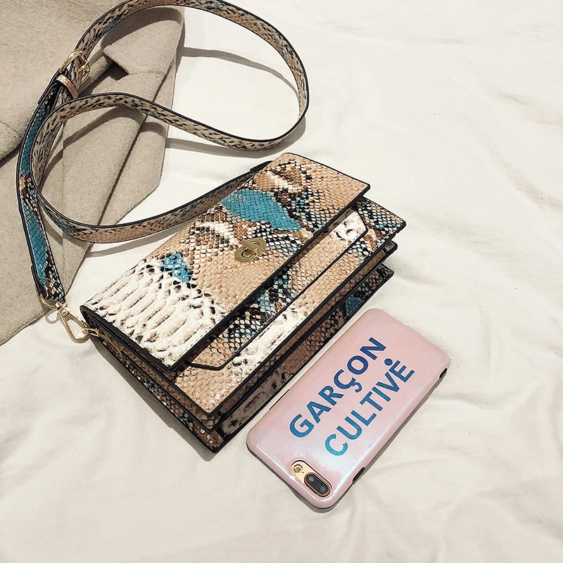 2020 Summer Fashion Small Shoulder Bag Ladies Snake Pattern Party Evening Clutch Purses Women Casual Messenger Bag Sac A Main
2020 Summer Fashion Small Shoulder Bag Ladies Snake Pattern Party Evening Clutch Purses Women Casual Messenger Bag Sac A Main
