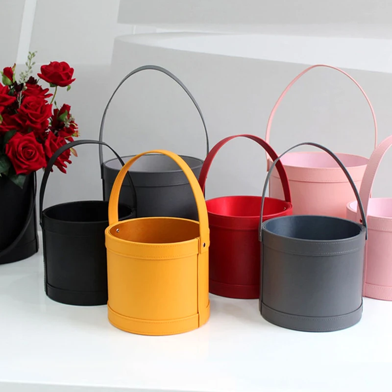 High Quality Flower Bucket Flower Gifts Box Portable Bouquet Flower Packaging Boxes Leather Large Round Floral Wrapping Supplies
High Quality Flower Bucket Flower Gifts Box Portable Bouquet Flower Packaging Boxes Leather Large Round Floral Wrapping Supplies