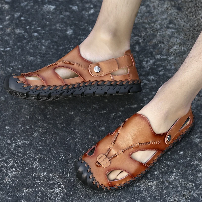 New Summer Men Leather Sandals Fashion Comfortable Casual Beach Sandals Outdoor Light Gladiator Flats Sandals Big Shoes
New Summer Men Leather Sandals Fashion Comfortable Casual Beach Sandals Outdoor Light Gladiator Flats Sandals Big Shoes
