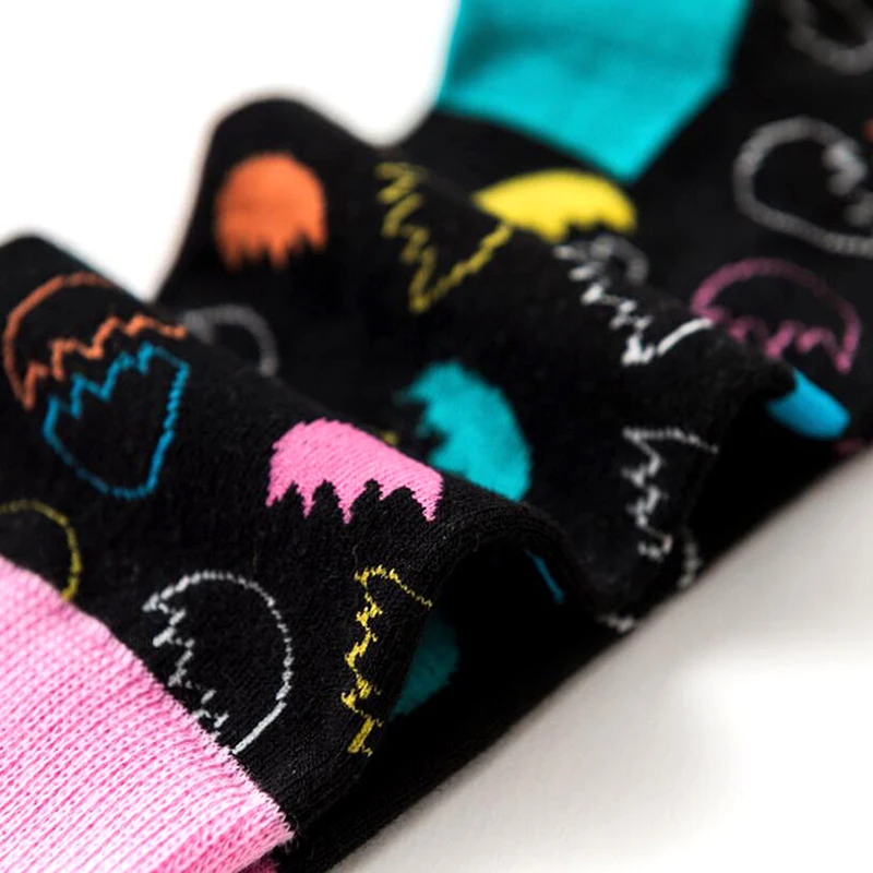Women Rabbit Sheep Feather Leaf Pattern Colorful Funny Socks Easter Egg Series Personality Socks
Women Rabbit Sheep Feather Leaf Pattern Colorful Funny Socks Easter Egg Series Personality Socks