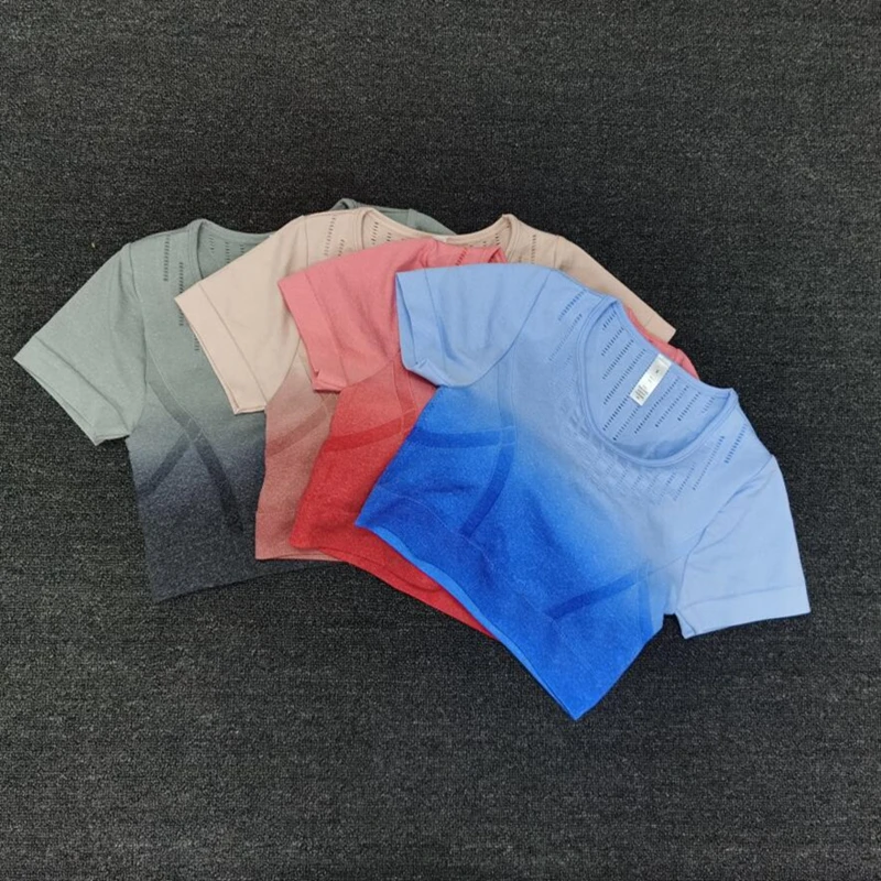 Ombre women Seamless Yoga Short Sleeve Sports with chest pad Shirts Female Gym clothing Running Shirts Fitness Sports Crop Top
Ombre women Seamless Yoga Short Sleeve Sports with chest pad Shirts Female Gym clothing Running Shirts Fitness Sports Crop Top