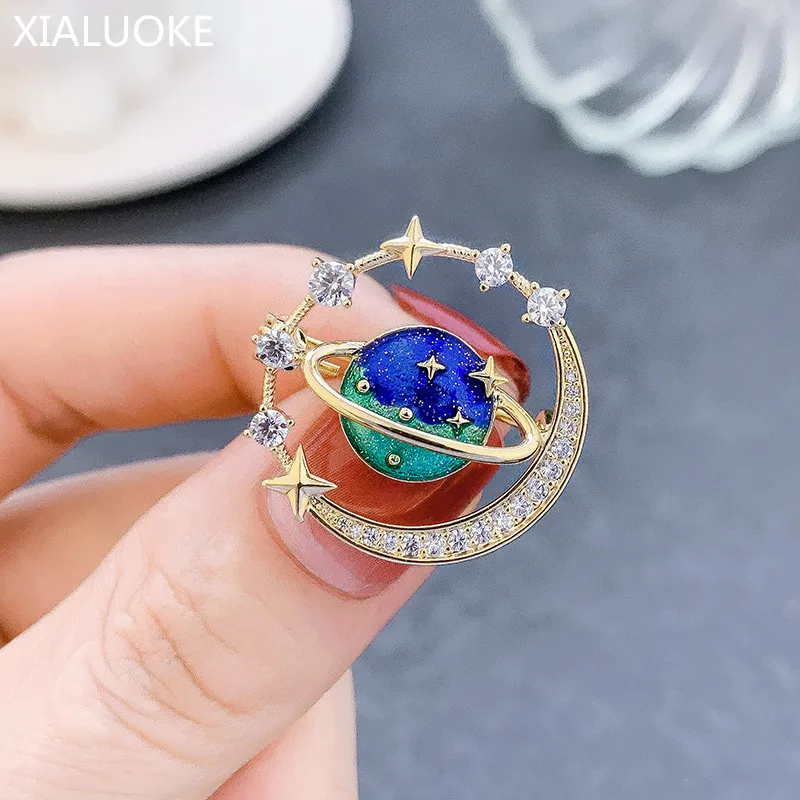 XIALUOKE New Colorful Universe Planet Brooch For Women Luxury Crystal Rhinestone Stars Moon Brooches Jewelry Accessories
XIALUOKE New Colorful Universe Planet Brooch For Women Luxury Crystal Rhinestone Stars Moon Brooches Jewelry Accessories