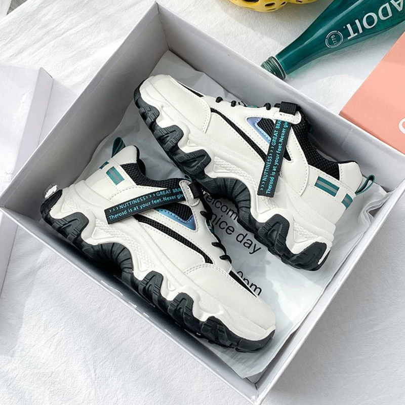 Women Spring 2021 New Casual Shoes Fashion Sneakers Autumn Platform Luxury Designer Shoes Women Comfortable Sneakers 
Women Spring 2021 New Casual Shoes Fashion Sneakers Autumn Platform Luxury Designer Shoes Women Comfortable Sneakers