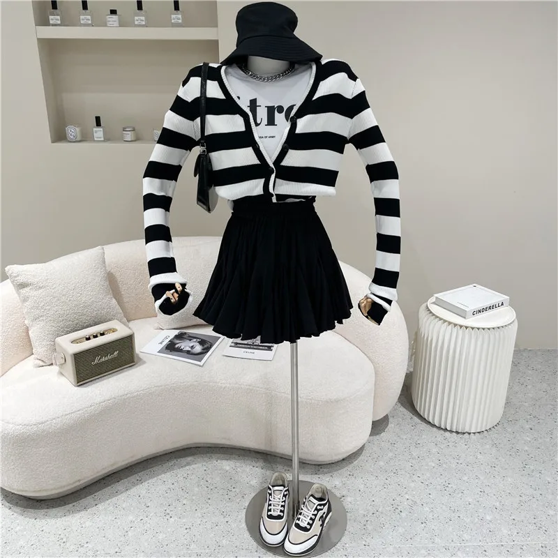 Niche Design Women's Spring Summer 2021 Fashion High Waist And Thin Irregular A-shape Puffy Skirt Ruffles White Skirt
Niche Design Women's Spring Summer 2021 Fashion High Waist And Thin Irregular A-shape Puffy Skirt Ruffles White Skirt