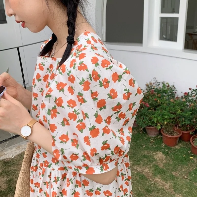 Kimotimo Sweet Floral Dress Ladies Korean Chic 2021 Summer Square Collar Loose Puff Sleeve Age Reduction All-match Long Dress 
Kimotimo Sweet Floral Dress Ladies Korean Chic 2021 Summer Square Collar Loose Puff Sleeve Age Reduction All-match Long Dress