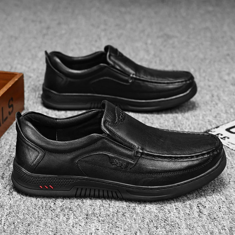 20212 spring and autumn new men's casual shoes a pedal set lazy shoes leather soft sole leather shoes
20212 spring and autumn new men's casual shoes a pedal set lazy shoes leather soft sole leather shoes